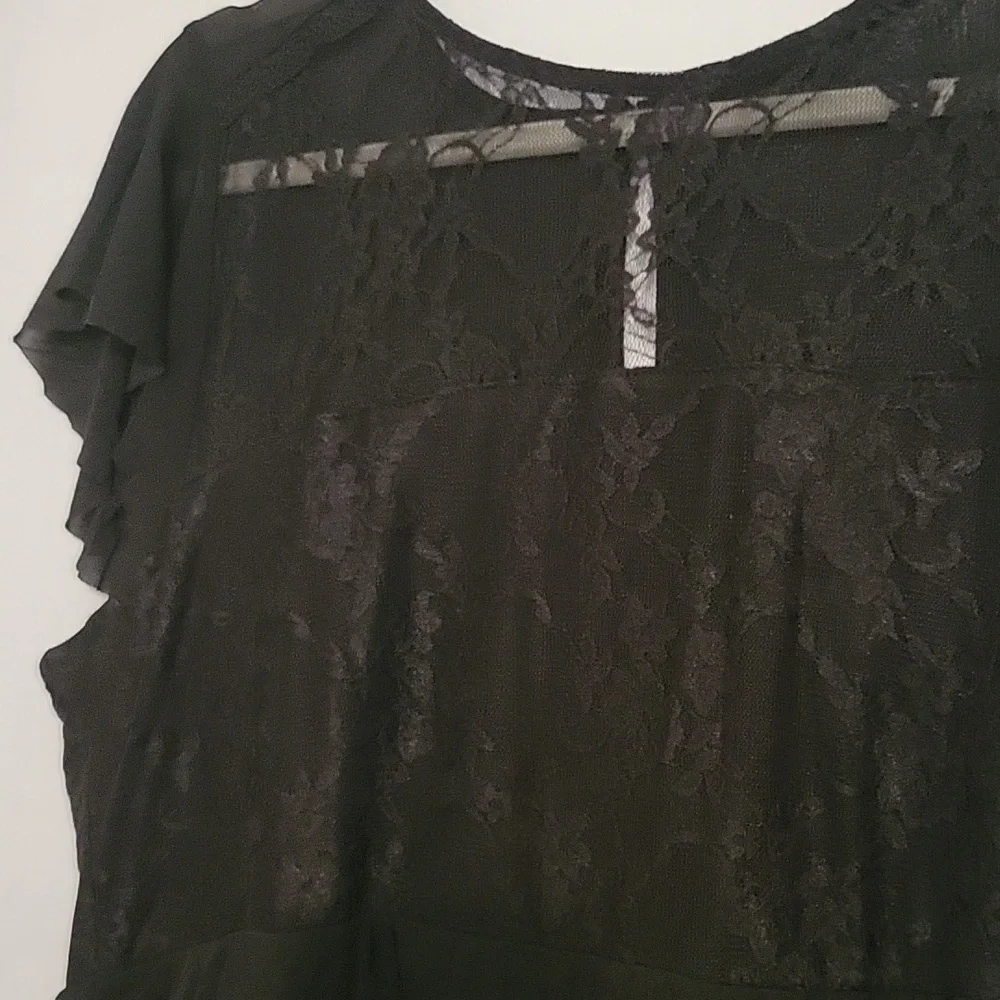 Women's Torrid Black Lace Babydoll Top NWT Sz 0 L 12 - Picture 4 of 11